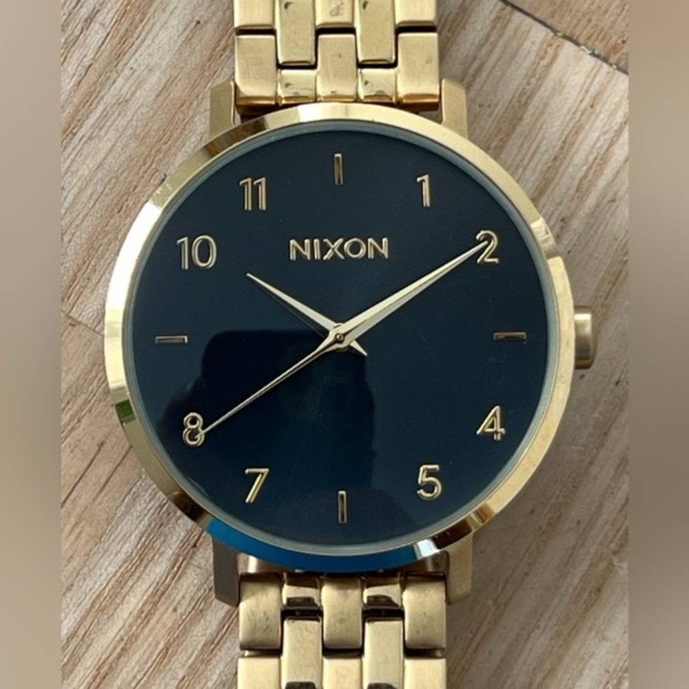 Nixon Arrow Watch